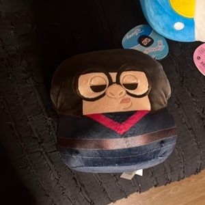 Edna 6.5” Disney Squishmallow